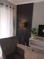 Rustenburg Cozy Apartment With Private Entrance & BBQ
