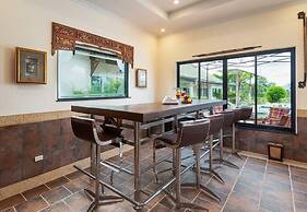 Sahaswara Luxury Villa Pattaya