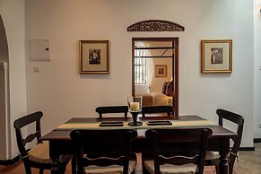 Writer's Lodge By Ishq