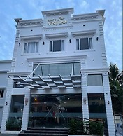 Hotel VKJ Inn