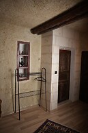 Colina Stone House