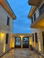 Colina Stone House