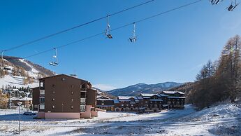 Apartment in Allos With Mountain Views