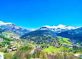 Apartment in Allos With Mountain Views