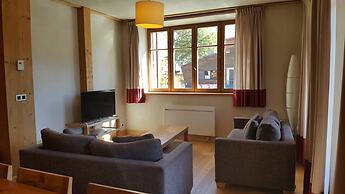 Modern Retreat for 8 Guests