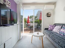 Cozy Villa Near Serignan Beach