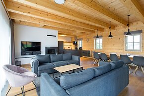 Chalet in Cista Near Ski Slopes