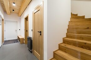 Chalet in Cista Near Ski Slopes