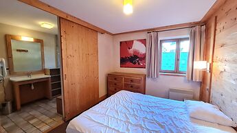 Alpine Comfort Ski Slopes