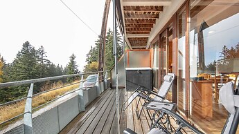 Mountain Escape for 4 Guests