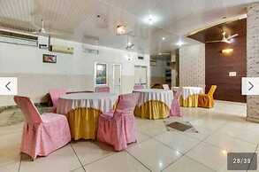 Hotel Raj Mahal