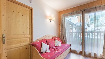 Apartment in Orcieres With Ski Slope Views