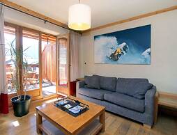 Apartment With Terrace & Parking