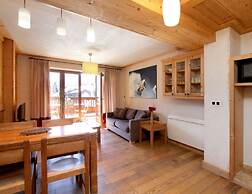 Apartment With Terrace & Parking