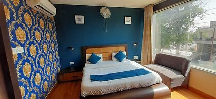 Hotel Aalishan