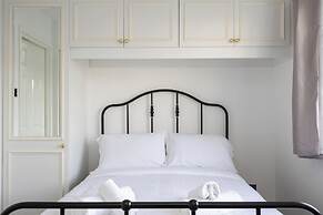 Central Brighton Marina - Apartment - Sleeps 4
