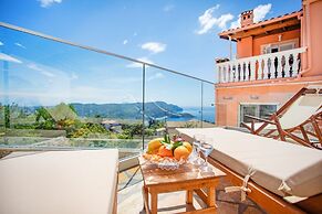 Loris Residence in Ionian Islands