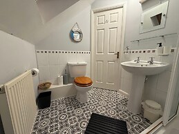 Coventry - 3 Beds - Pet Friendly - Free Parking