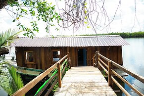 River Nest Hostel