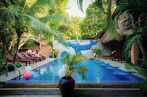 River Nest Hostel