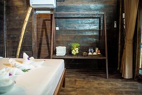 River Nest Hostel