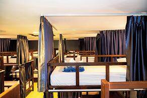 River Nest Hostel