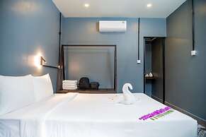 River Nest Hostel