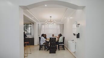 Skyhut Boutique House