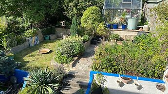2BD Garden Hideaway in Lewes
