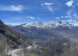 Studio in France With Mountain Views & Pool