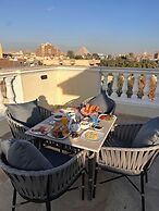 Giza palace hotel pyramids view