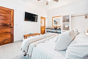 Casa Latino
