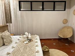 HOTEL ALEIA. Centro