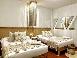 HOTEL ALEIA. Centro
