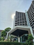 First Pacific Cirrus - Pattaya