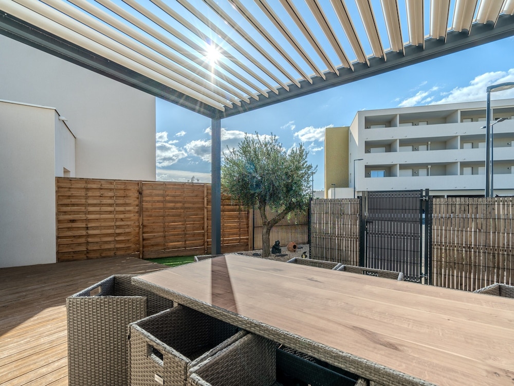 Serenity in Serignan Villa