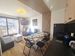 Central Apartment With Balcony