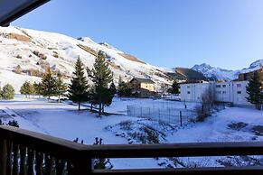 Ski-in Convenience With Comfort