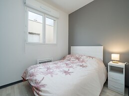 Cozy Retreat Near Serignan