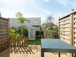 Apartment in Valras Plage With Parking