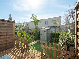 Apartment in Valras Plage With Parking