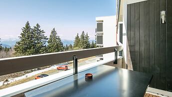 Mountain Views & Slope Access