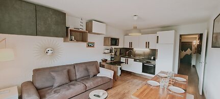 Prime Location With Amenities