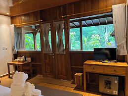 Lawani Resort