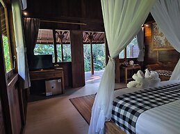 Lawani Resort