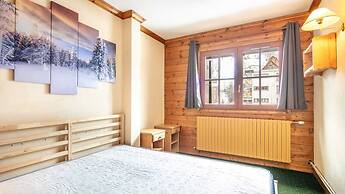 Stylish Apartment Near Slopes
