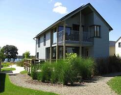 Sauna Villa by the Lake