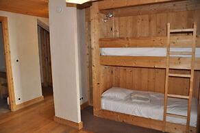 Spacious Retreat for 10 Guests