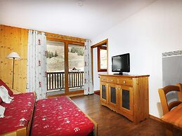 Apartment in Orcieres With Heated Pool