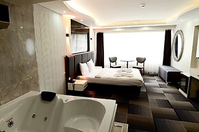 Lizbonia Suite Otel